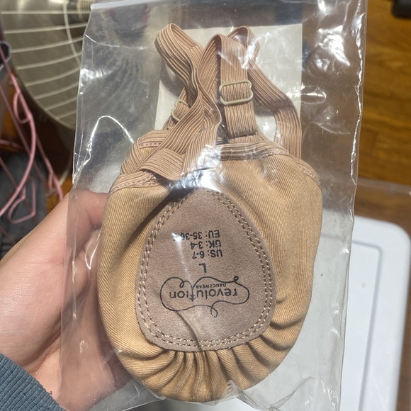 Revolution Canvas Half Sole Dance Shoes, Size L - Picture 2 of 2